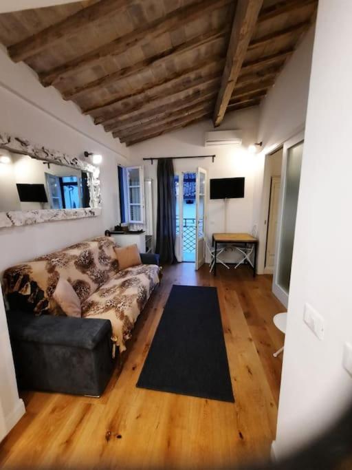 Appartamento Di Charme A Due Passi Dalla Stazione 佛罗伦萨 外观 照片