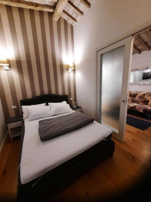 Appartamento Di Charme A Due Passi Dalla Stazione 佛罗伦萨 外观 照片